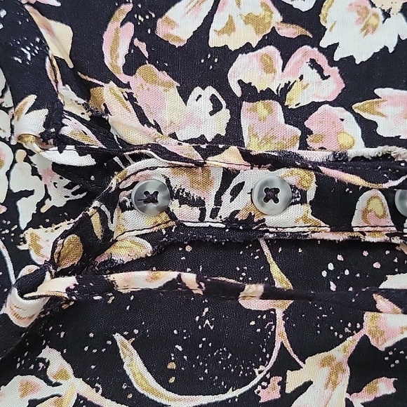 Free People We The Free Highlander Top in Black Floral Size Small - Picture 2 of 7